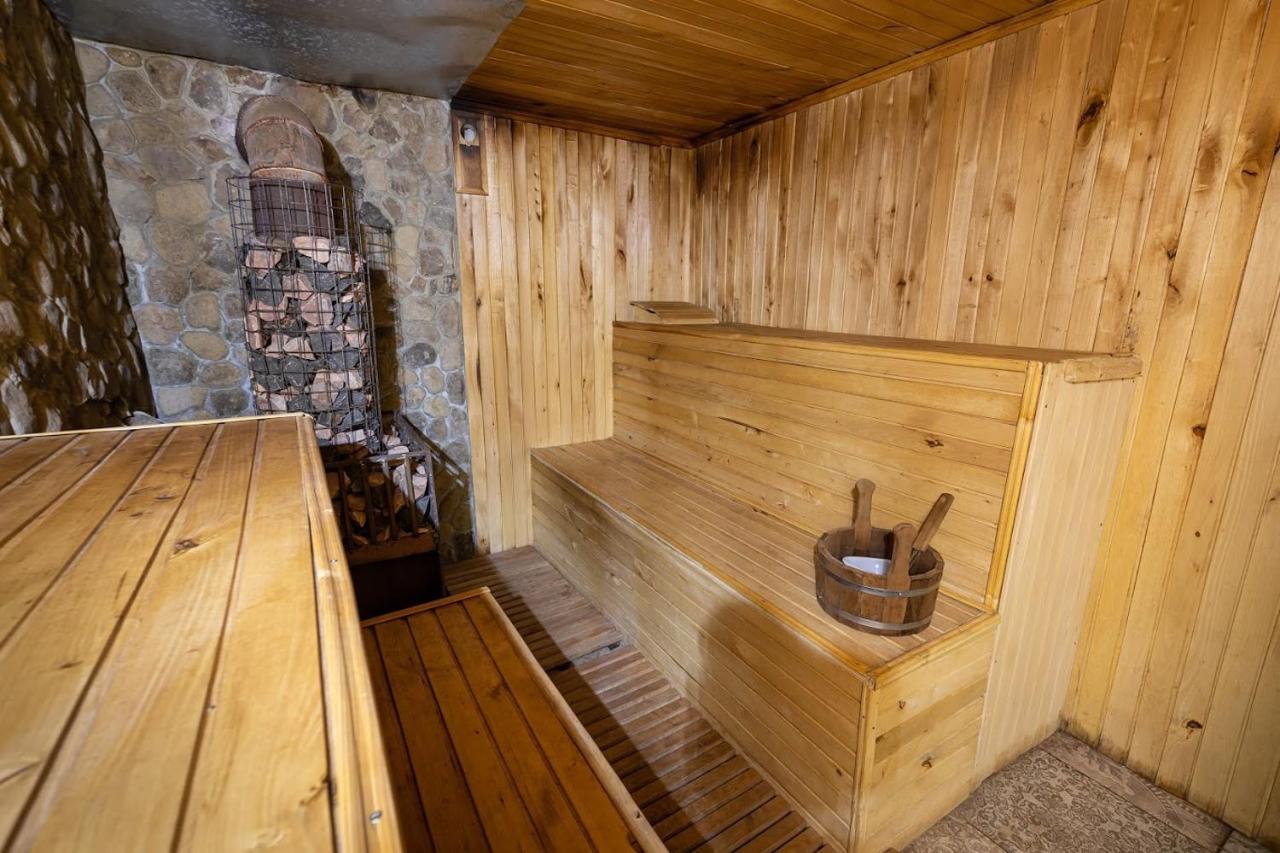 Panska Rovin Hotel Mohnate エクステリア 写真