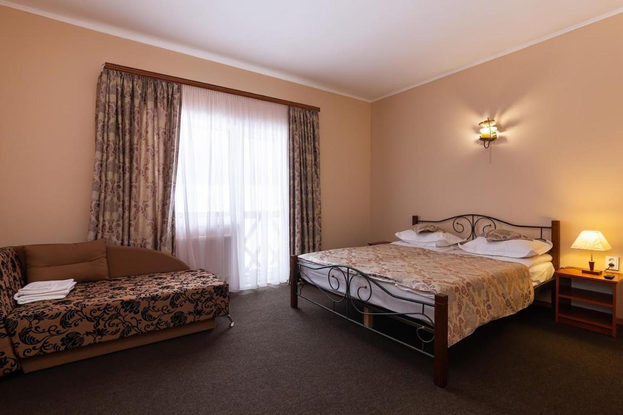 Panska Rovin Hotel Mohnate エクステリア 写真