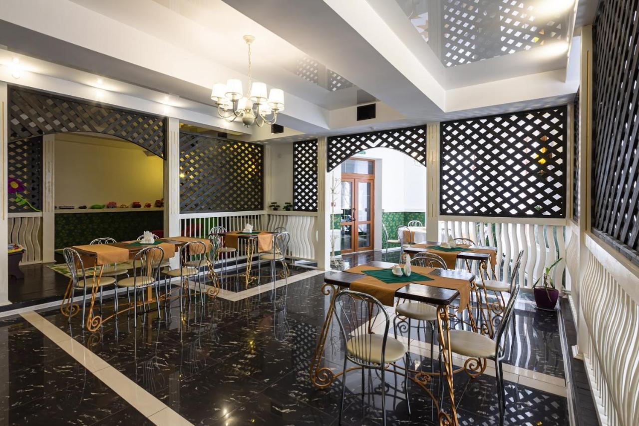 Panska Rovin Hotel Mohnate エクステリア 写真